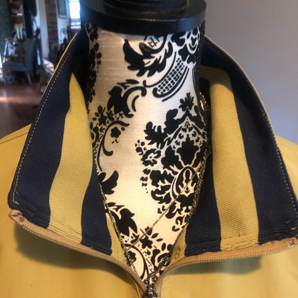 Men’s Tommy Hilfiger Size M Khaki Jacket - Picture 7 of 9